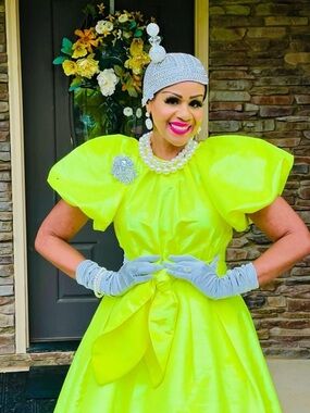 Meet your Posher, Sa'brina